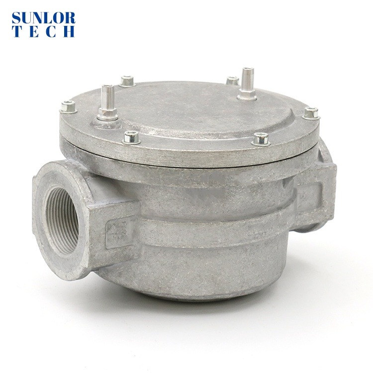 Furance gas combustion system fuel gas filter