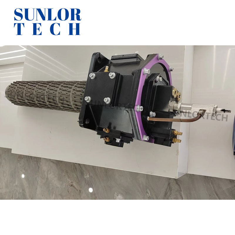 Вот перевод на русский язык:  **Промышленная горелка, саморекуперативная горелка A-MAX, высокоэффективная энергосберегающая рекуперативная горелка мощностью 15–250 кВт.**