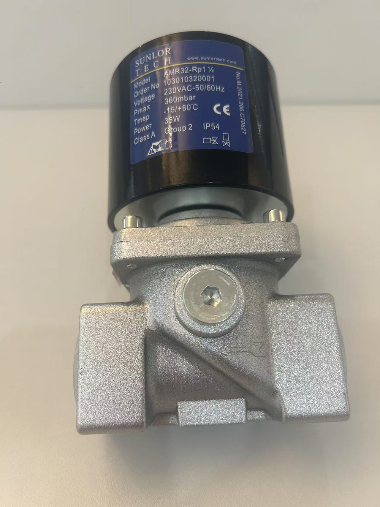 AMR series fuel gas solenoid valve